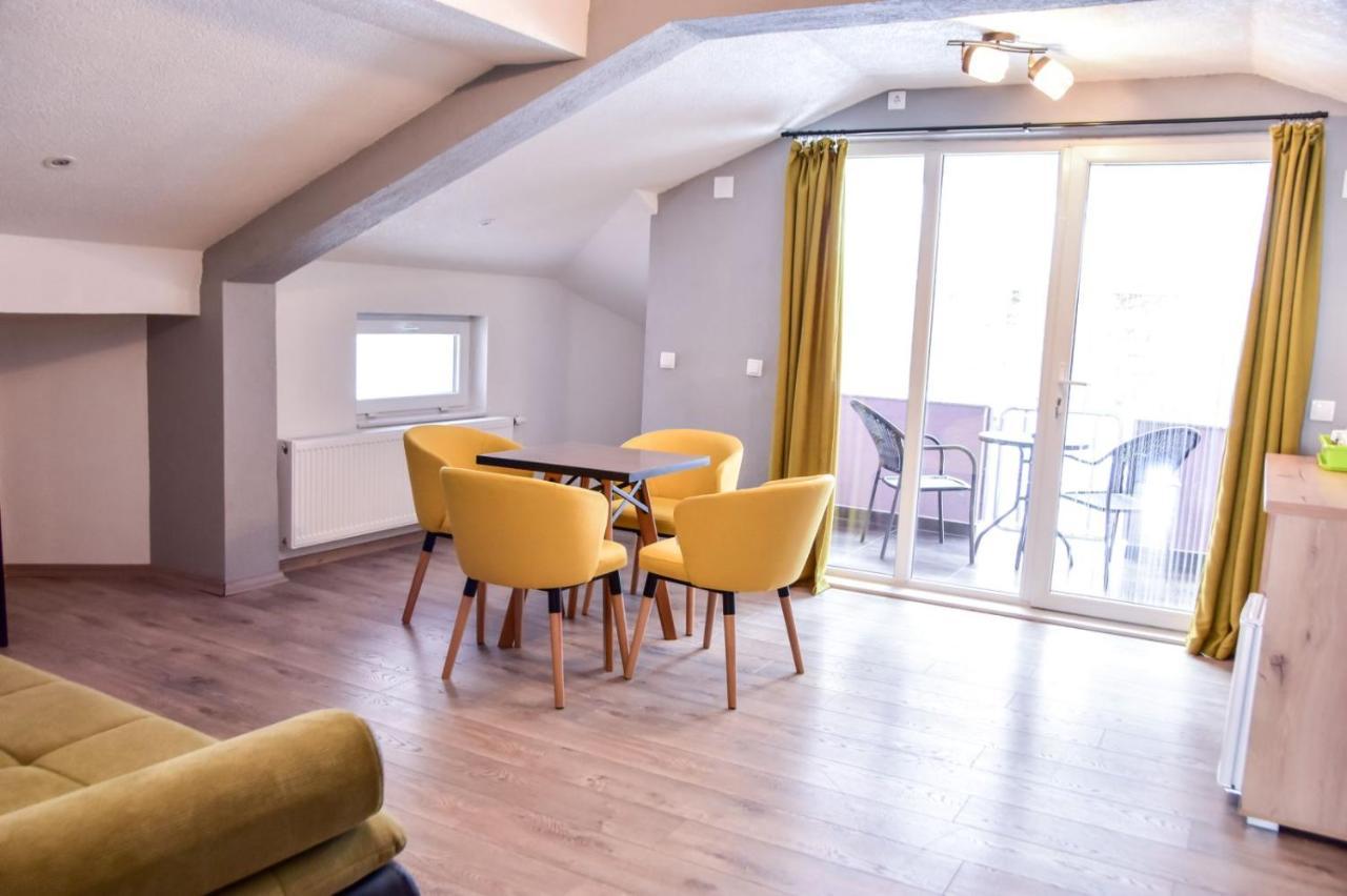 Papi Apartments Kruševo Exteriör bild