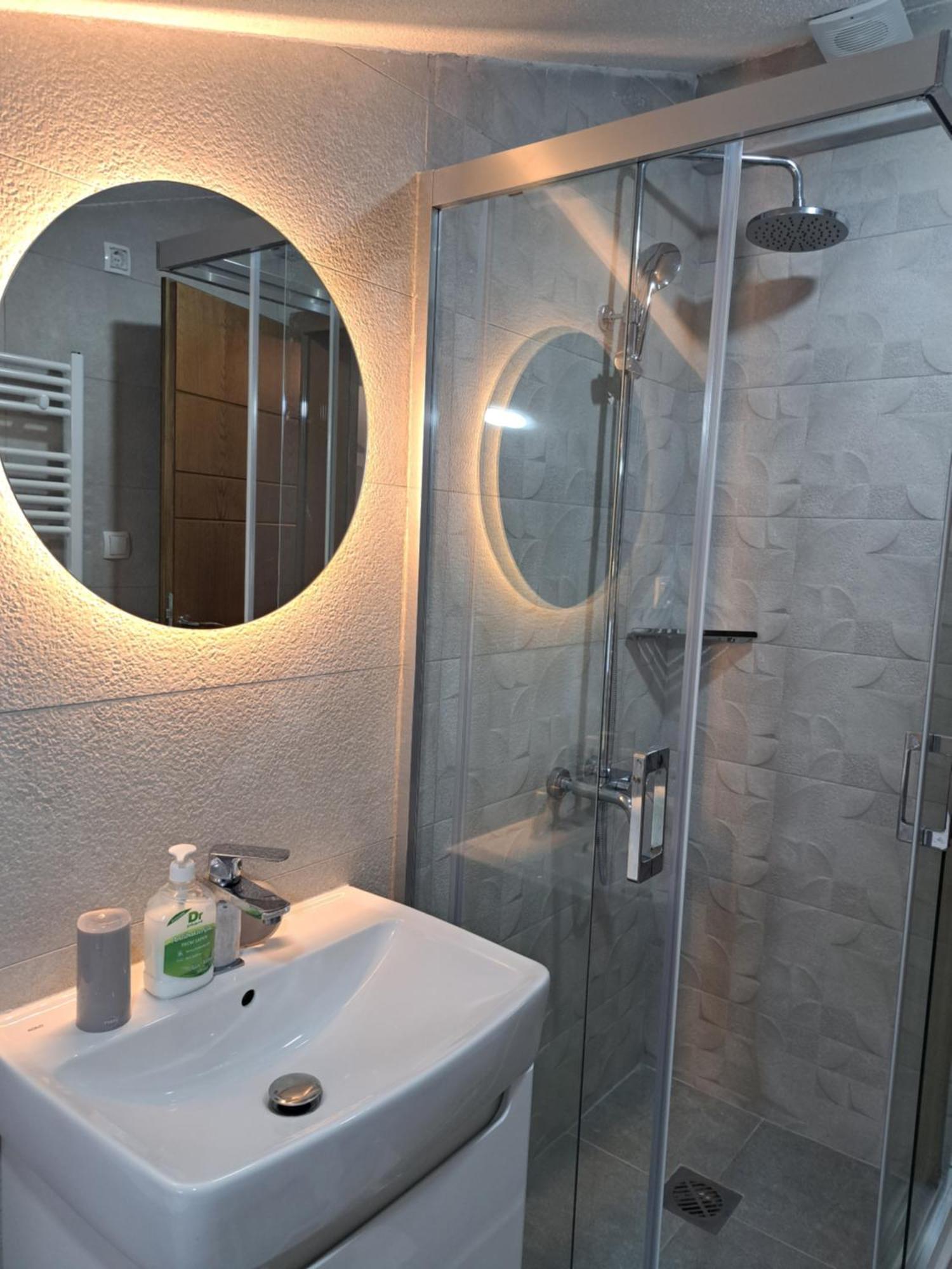 Papi Apartments Kruševo Exteriör bild